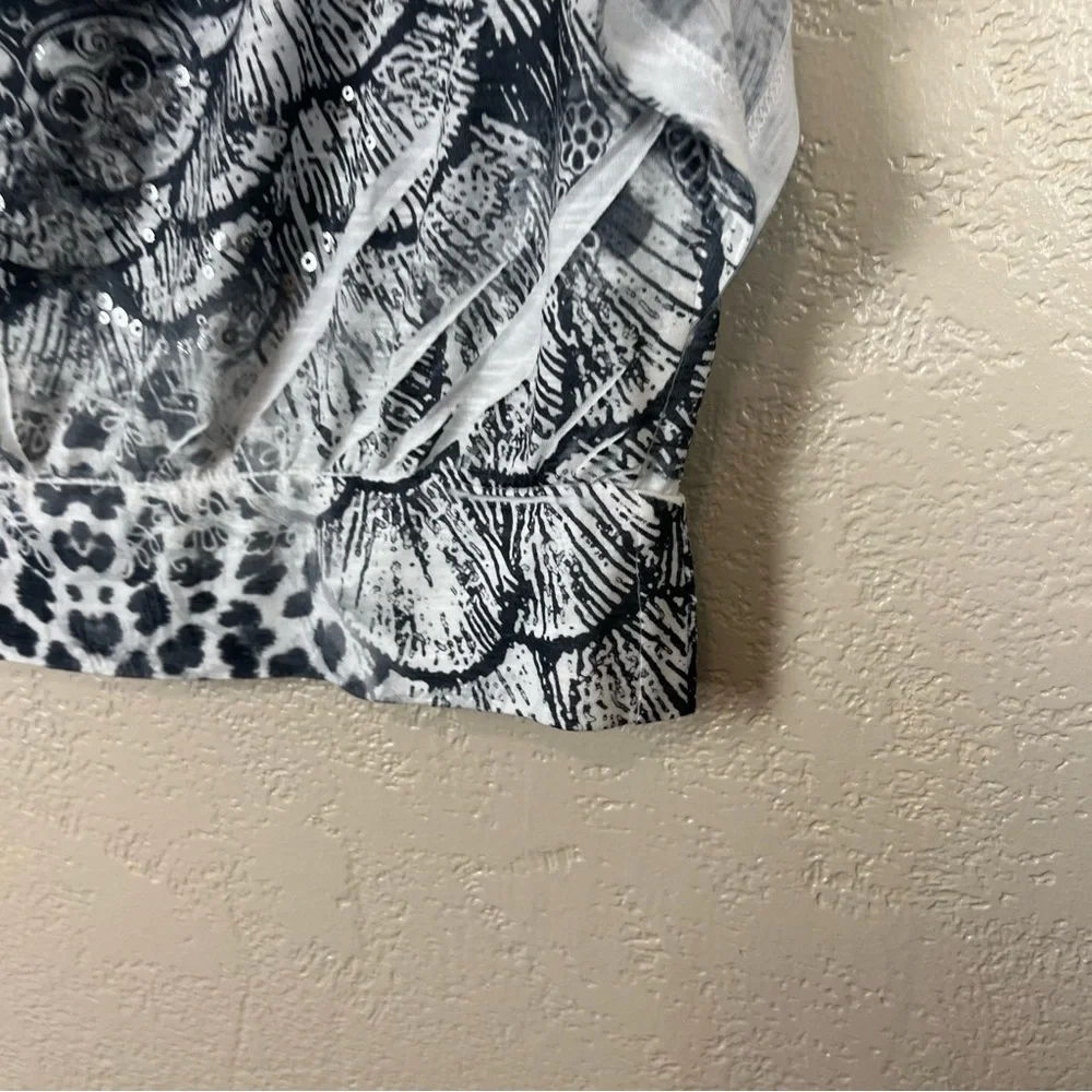 5 for $30 One world Women gray white floral‎ blouse size M - Picture 14 of 16